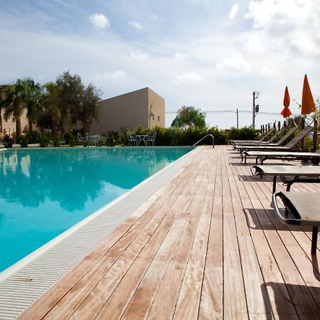 Life Hotels Kalaonda Resort Syracuse Bagian luar foto