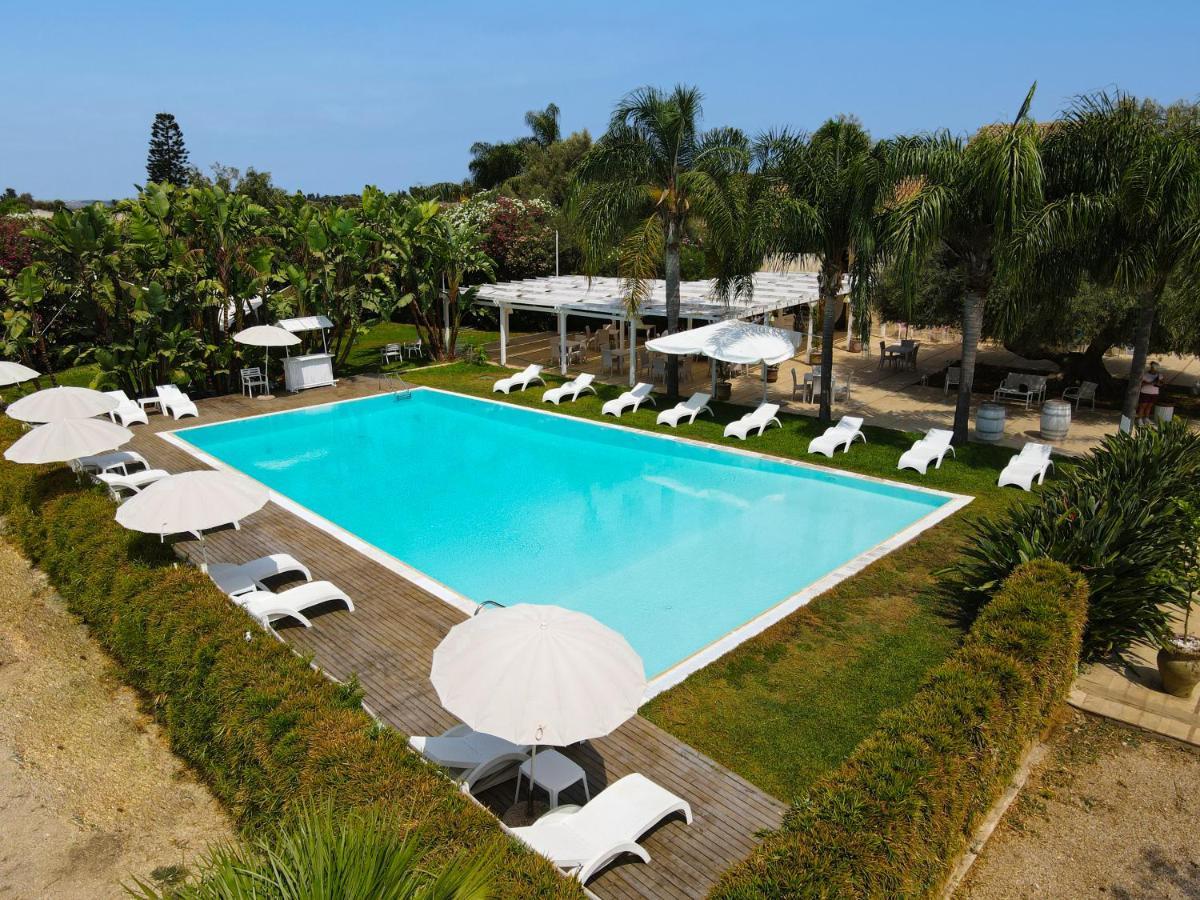 Life Hotels Kalaonda Resort Syracuse Bagian luar foto