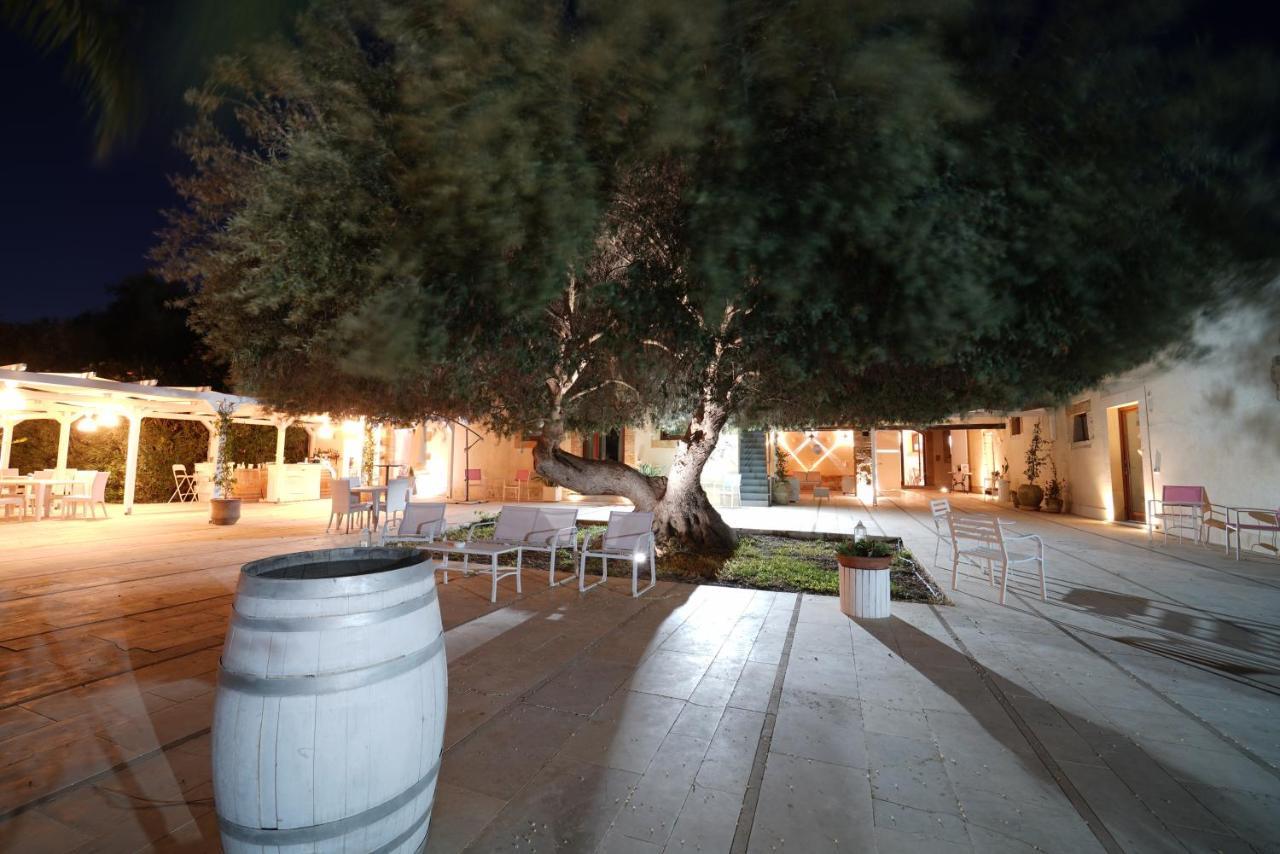 Life Hotels Kalaonda Resort Syracuse Bagian luar foto