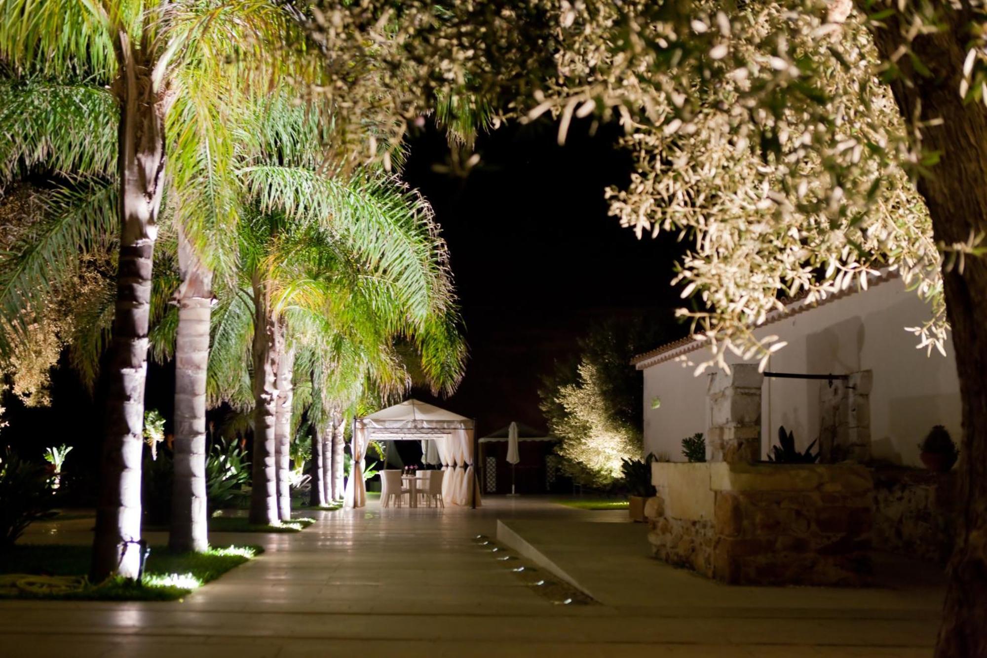 Life Hotels Kalaonda Resort Syracuse Bagian luar foto