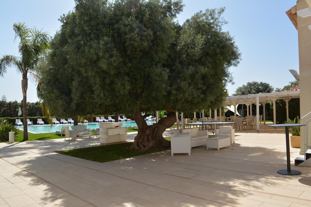 Life Hotels Kalaonda Resort Syracuse Bagian luar foto