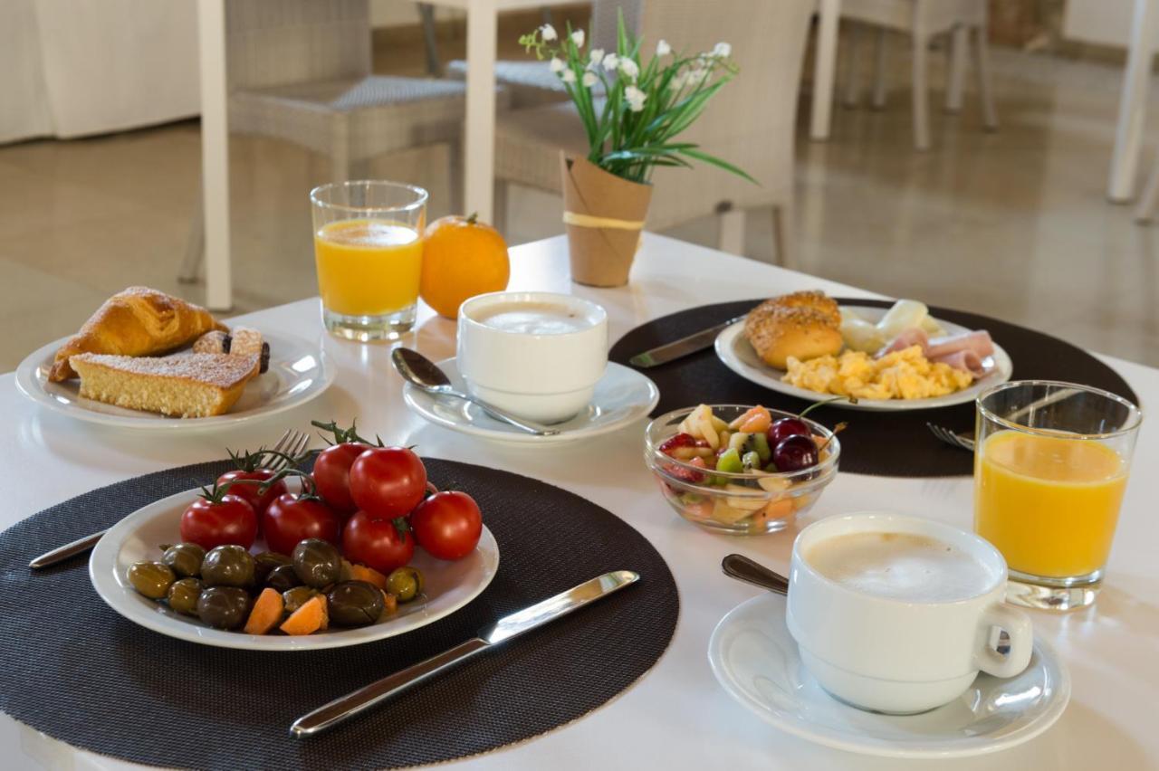Life Hotels Kalaonda Resort Syracuse Bagian luar foto